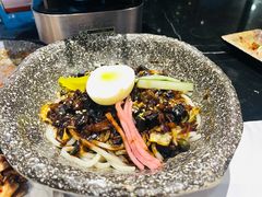 辣辣炸酱面-KCOOKING概念韩餐(世茂52+店)