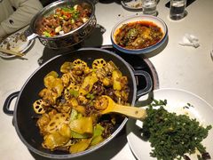 干锅牛蛙-蛙蛙叫干锅年代(簋街总店)