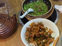 -吃饭皇帝大土家民族菜(正大广场店)