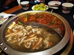 -沸炉重庆老火锅(军事博物馆店)