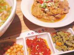 -湘人龙记老长沙米粉(华普国际大厦店)