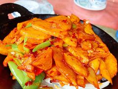 -明月食府(二区干二路店)