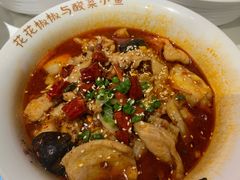 下饭水煮肉-渝是乎酸菜鱼·川渝小炒(新世界百货望京店)