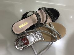 -BeLLE 百丽(凯德闵行商业中心店)