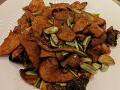 腊八蒜炒肝尖-闫府私房菜(恒隆店)