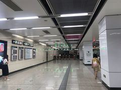 -白石桥南(地铁站)