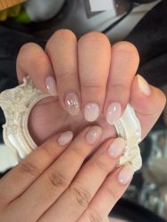 -芊屿芊浔美甲