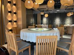 -嫩芽 ·地道重庆菜(十八梯露台夜景店)