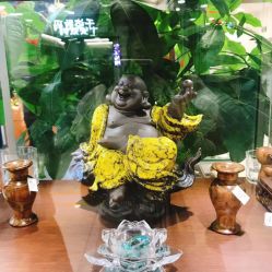 -灵彩珠宝(朗香街店)