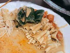 -郭记小街麻辣烫(南小街总店)