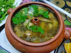 汽锅鸡-小厨子私房菜·云南美食店