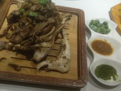-老阿妈蒙古村·蒙古包·草原文化·歌舞表演(老君堂店)