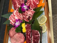 黑牛六拼-明洞阿姨·韩式酱蟹烤肉·创意料理(三元桥店)