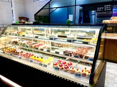 面包甜点陈列柜-幸福西饼面包茶饮(车公庙店)