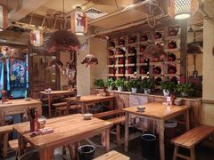 -泥糊破店小酒馆·团建聚餐(南京西路店)