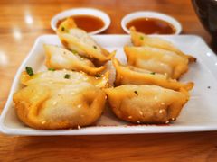 -小姜锅贴(凤凰街店)