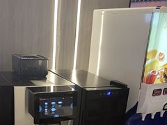 -潇湘华天大酒店-湘·悦美食街(芙蓉中路店)