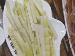 -亮欢寨酸汤鱼(沙冲路店)