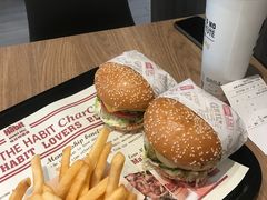 -The Habit Burger Grill 哈比特汉堡(复兴soho店)