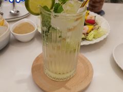 -伊斯坦布尔土耳其清真咖啡餐厅