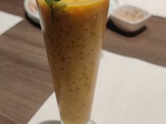 杨枝甘露-港丽餐厅(来福士店)