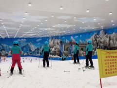 -长沙湘江冰雪世界