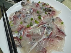 生鱼片-红日饭店(裕隆三路店)