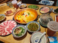 -洱火云南酸菜牛肉火锅(石景山当代商城店)