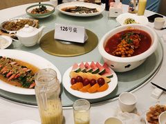 -沪华海鲜大酒楼(南汇店)