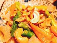 芦笋腰果炒双耳-T館·花园艺术餐厅