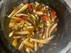 -蘑界·野生菌火锅(深业上城店)