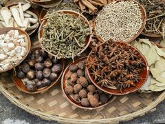 -周老三跷脚牛肉·全牛火锅(非遗传承店)