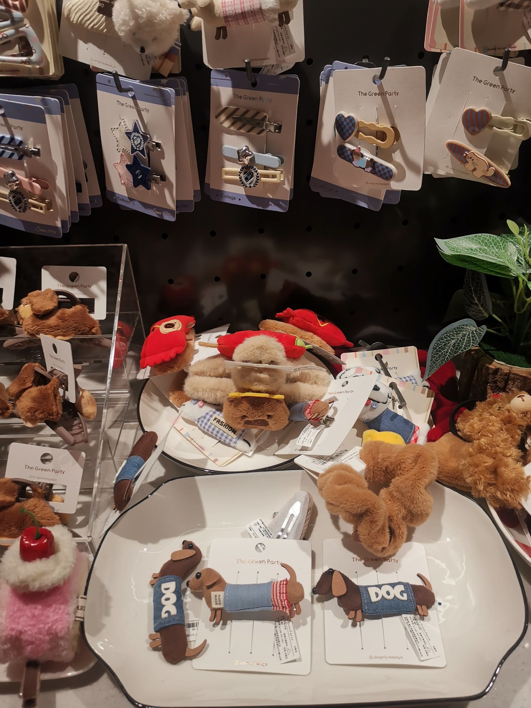 彩神vll广东东莞迎马年“潮玩”生产销售热潮