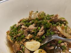 辣椒炒肉-王捌小院(红花坡店)