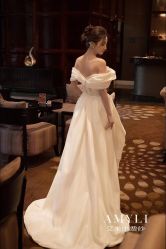 -艾米丽婚纱礼服