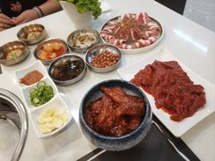 -艺林烤肉城(光明店)