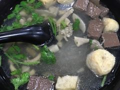-百年尹氏汤包(环球美食荟店)