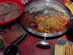-谭鸭血老火锅(远大购物广场店)