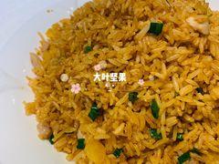 菠萝鸡粒炒饭-天意坊