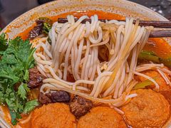 -粉八·云南米线·建水烧烤(常熟路店)