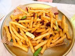 -肥肥虾庄·金牌油焖大虾(汉街SKP店)