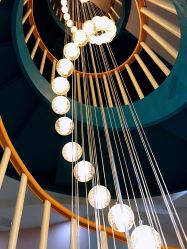 -新蝶变皮肤管理中心