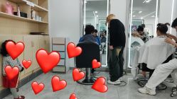 -Coo Hair salon
