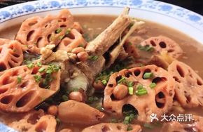 Braised Pork Bone and Lotus Root Soup