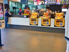 -麦当劳(哈西万达店)