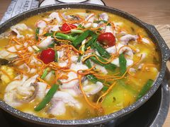 -山城外·非遗酸菜鱼(新都汇融店)