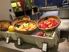 -海口绿发希尔顿酒店-田园汇自助餐·三文鱼·海鲜