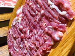 手切羊腿肉-南门四季铜锅涮肉(东坝店)