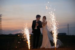 -易摄影婚纱摄影工作室