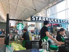-星巴克(香港国际机场44号闸店)
